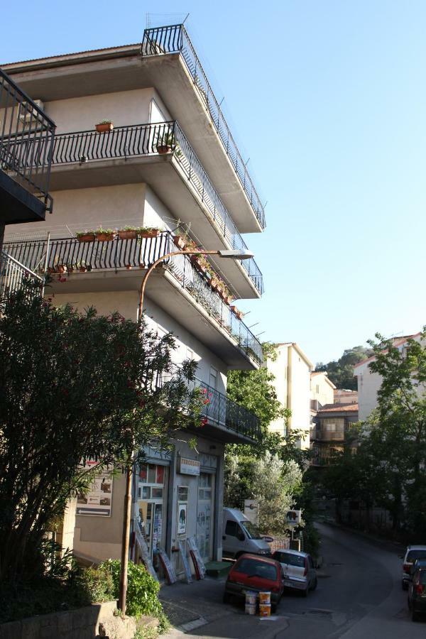 B&B San Francesco Nicosia Eksteriør billede
