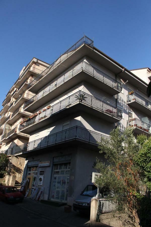 B&B San Francesco Nicosia Eksteriør billede